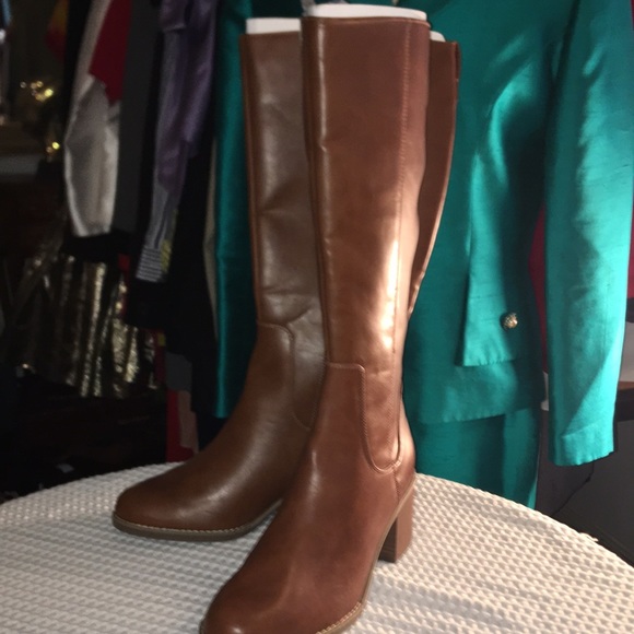 💃💥Sale💥Ladies Faux Leather Brand New Boots - Picture 1 of 8